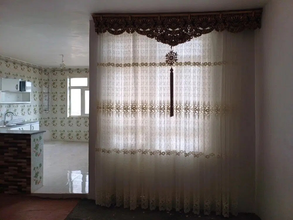 منزل مسکونی. واقع در شهرک اوراز (ننله)