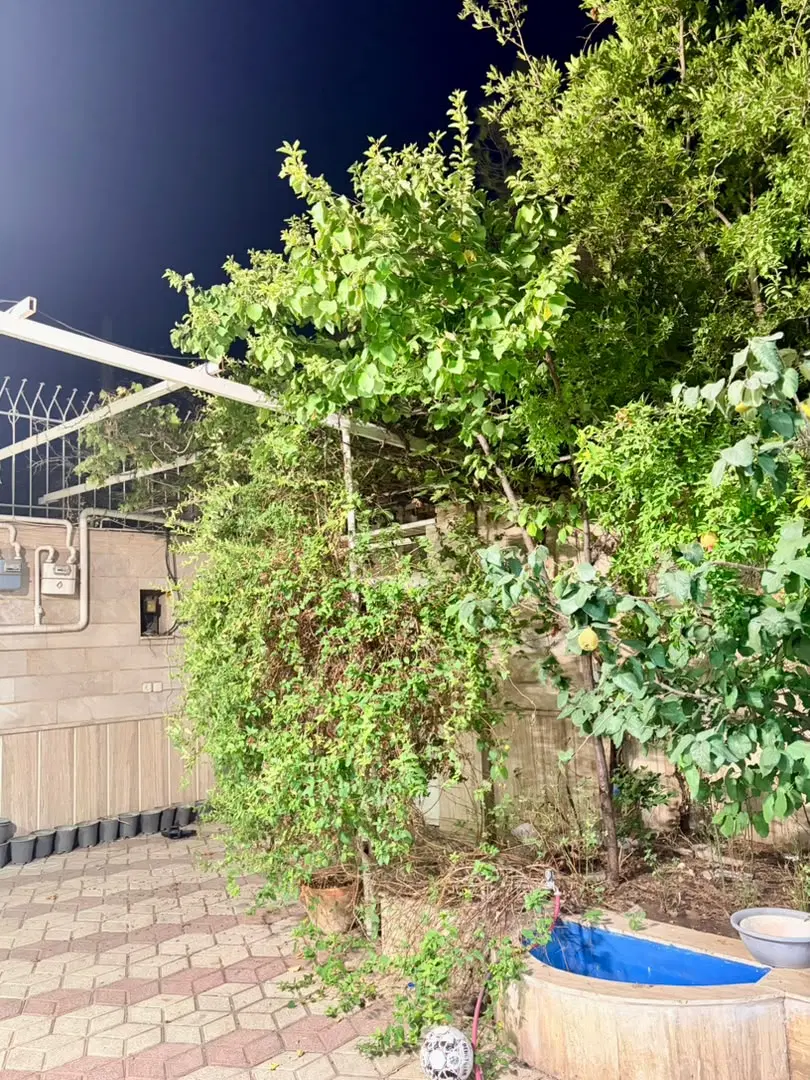 ویلایی 250متر عرض 12تراکم زیادبهترین لوکیشن