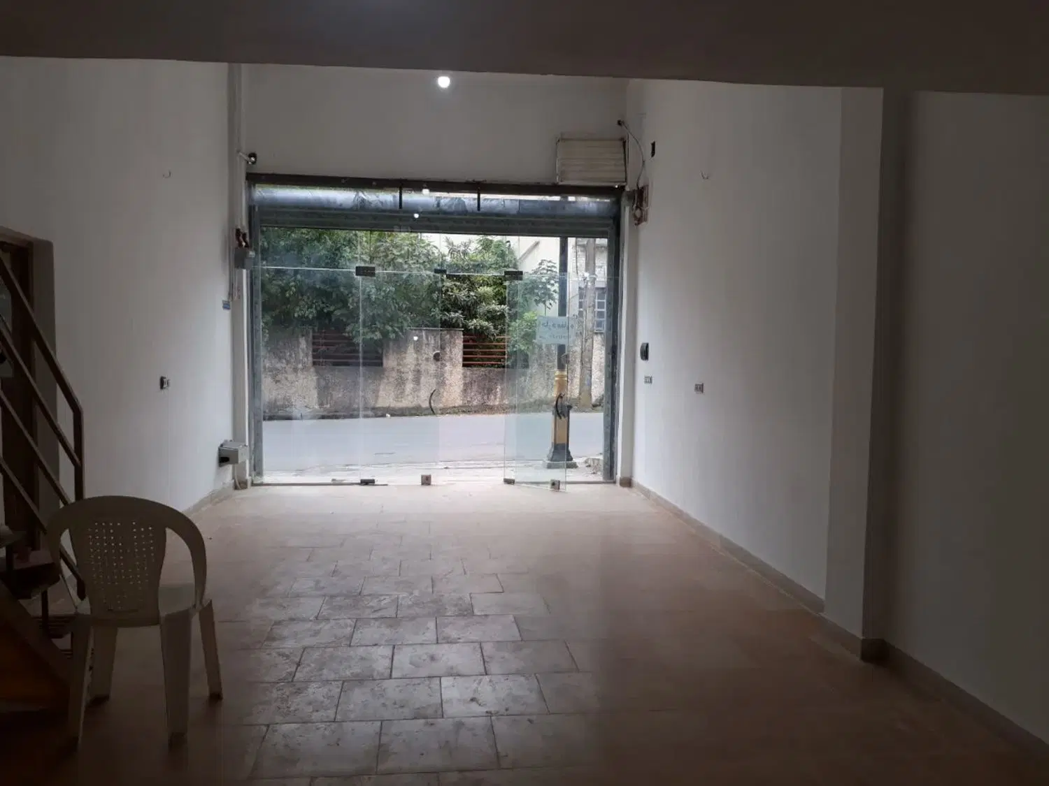 مغازه ۴۰ متری دوستگر