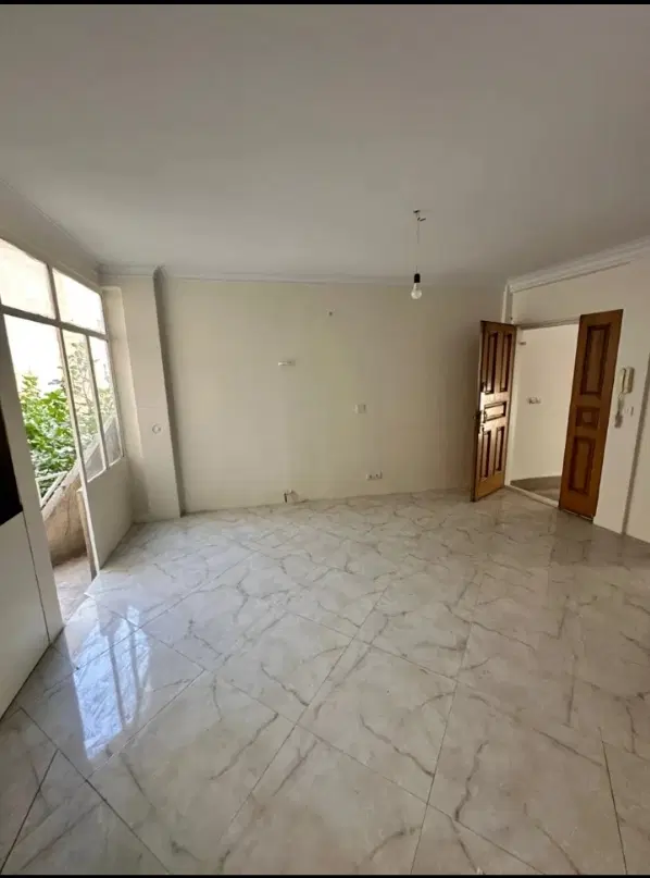 واحد ۴۴ متری خوش نقشه _پارکینگ دار_ تکواحدی