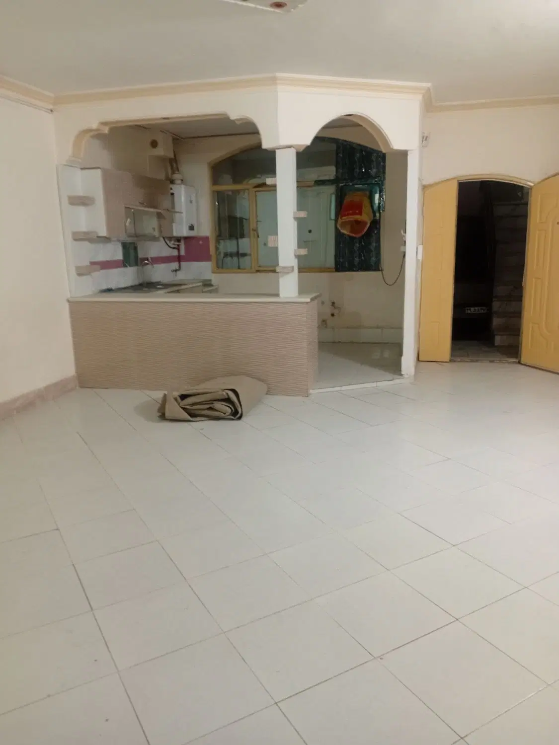 85 متری همکف با پارکینگ