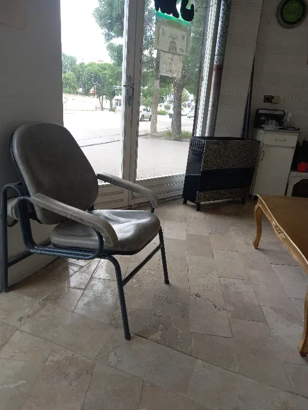 اجاره مغازه ۱۴متری خ ۲۴متری فرهنگیان