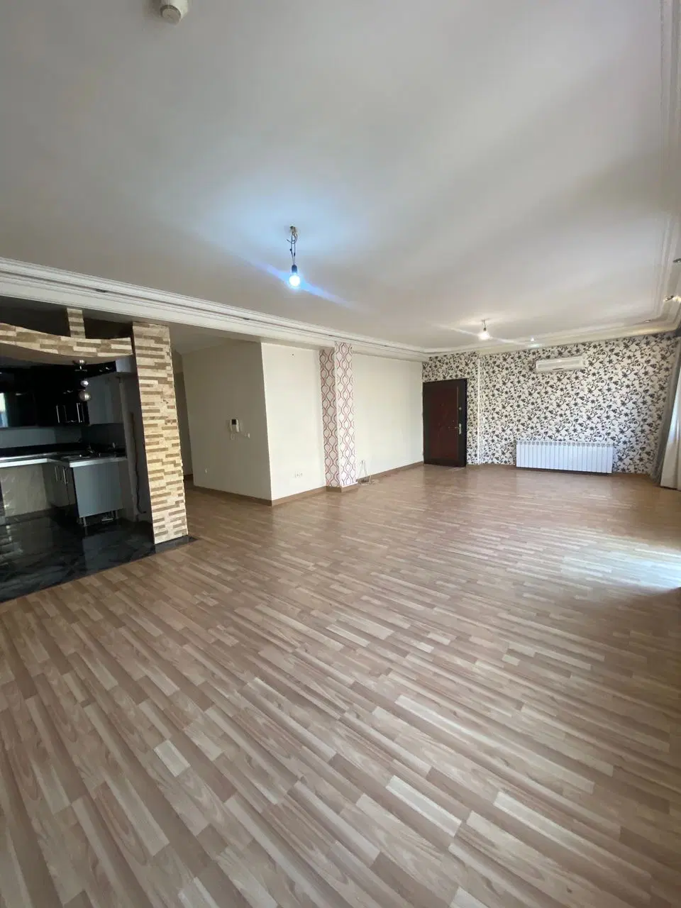 آپارتمان۱۲۵متر رجایی شهر .زعفرانیه