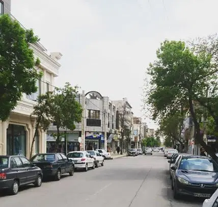 مغازه ۶۰ متری خیابان ایثار