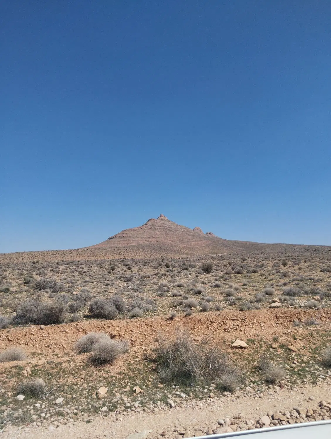 زمین جبل دراک