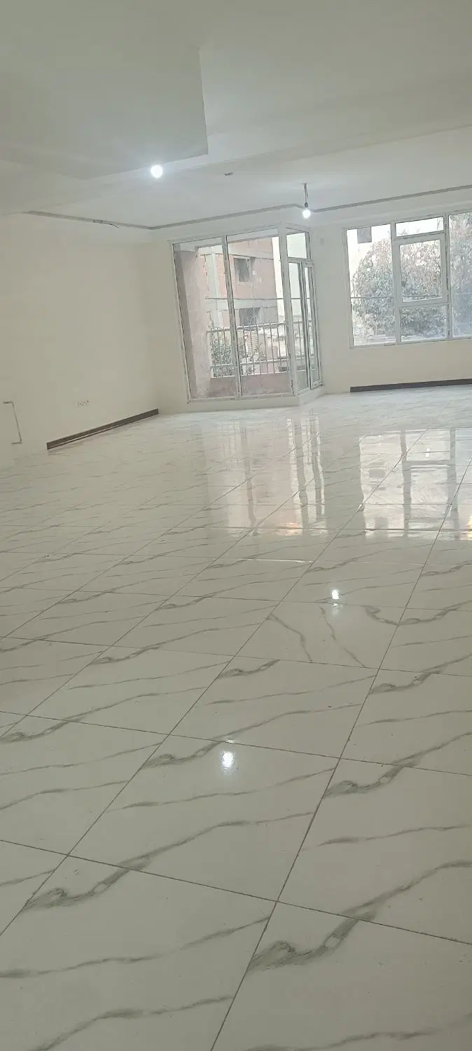 آپارتمان۱۳۰مترکلیدنخورده،گرمدره،کوهک،آماده تحویل