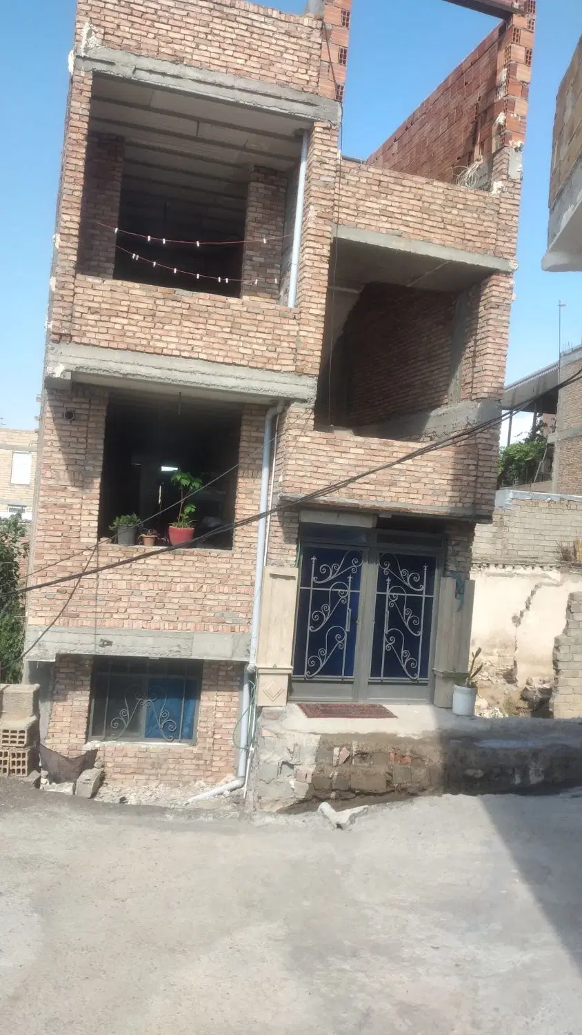 کودشیمیایی شناج قائم