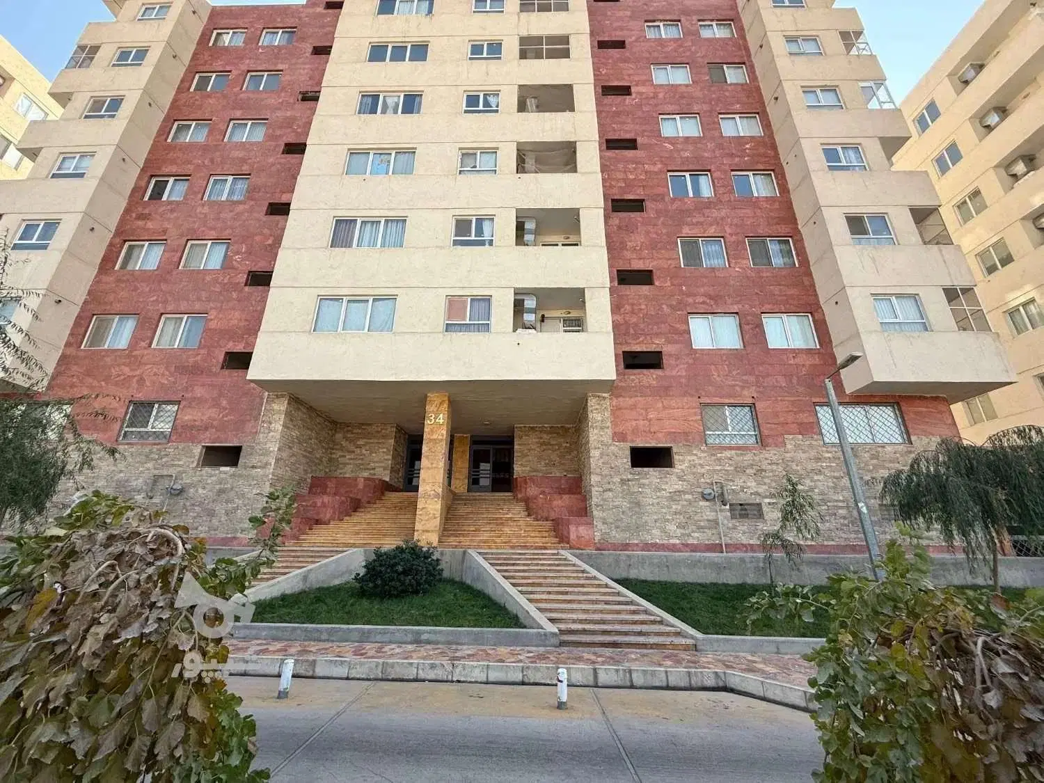 88 متر _ دو خواب _ فول _ پارکینگ _ شهرک مدائن