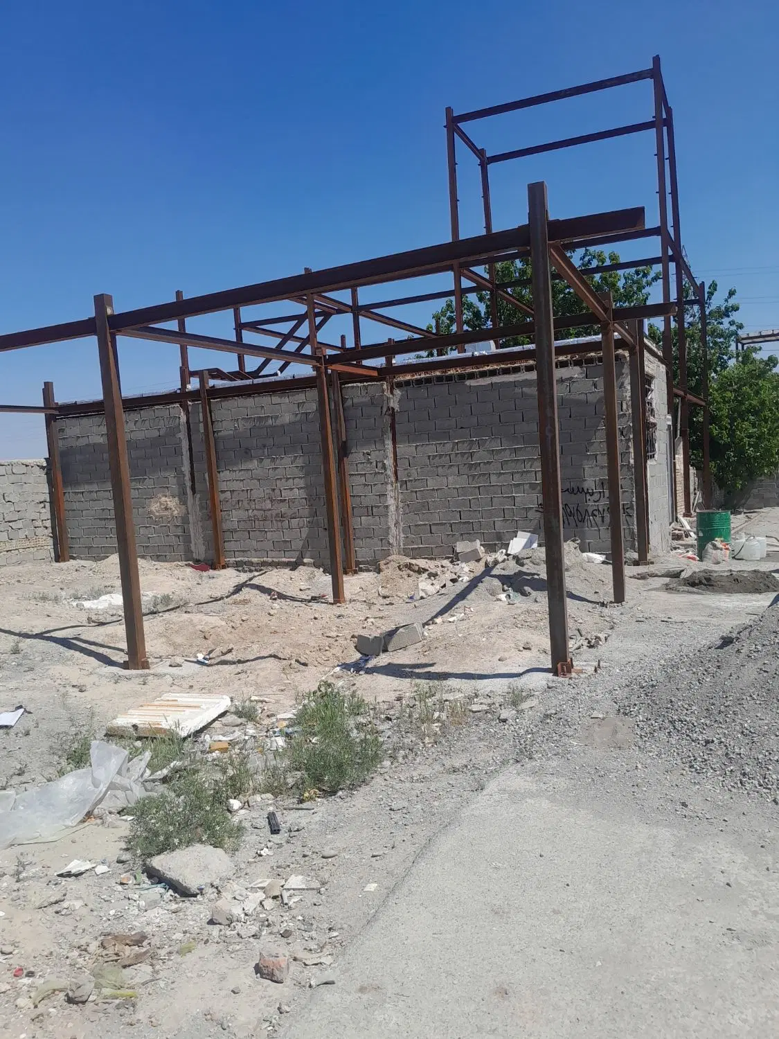 زمین مسکونی