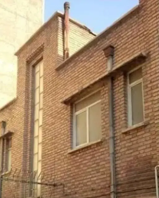 ملک کلنگی ۲۲۰متری خیابان ۱۲فروردبن