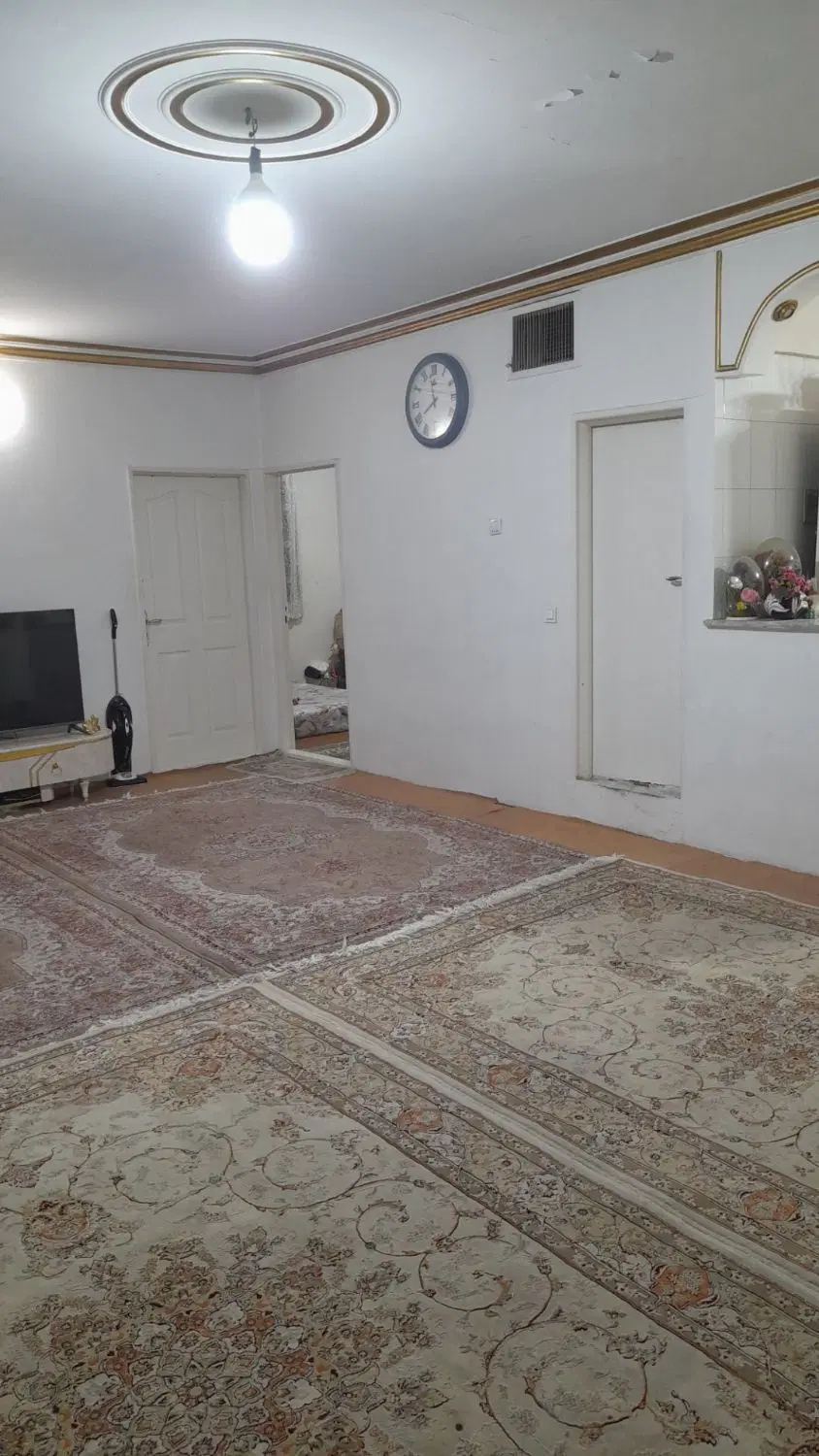 اجاره خانه دو خوابه خیابان زهدی کرمی نبش ایمانی
