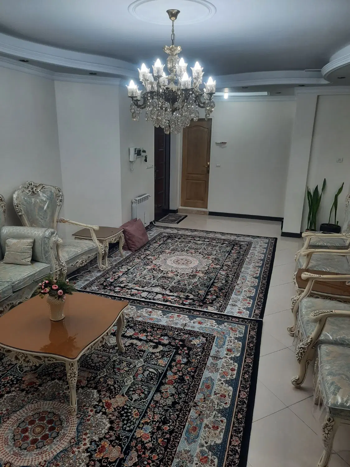سلم جنوبی ۷۵متر فول امکانات