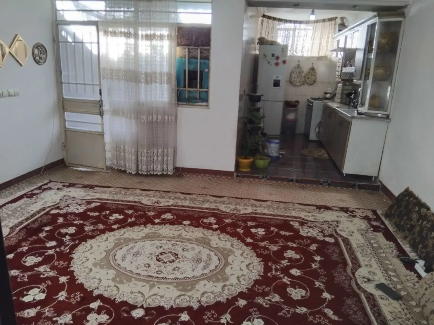 منزل فروشی در اول بهشتی 8