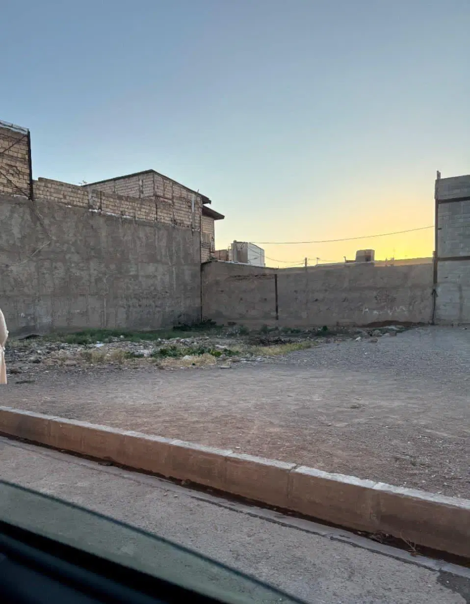 زمین مسکونی