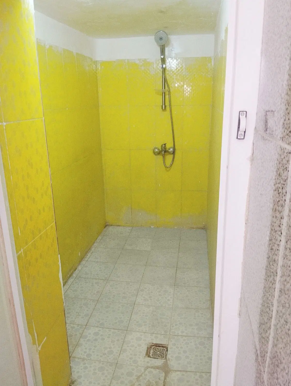 خانه تمیز زیر زمین - نوسازی شده - راه جدا