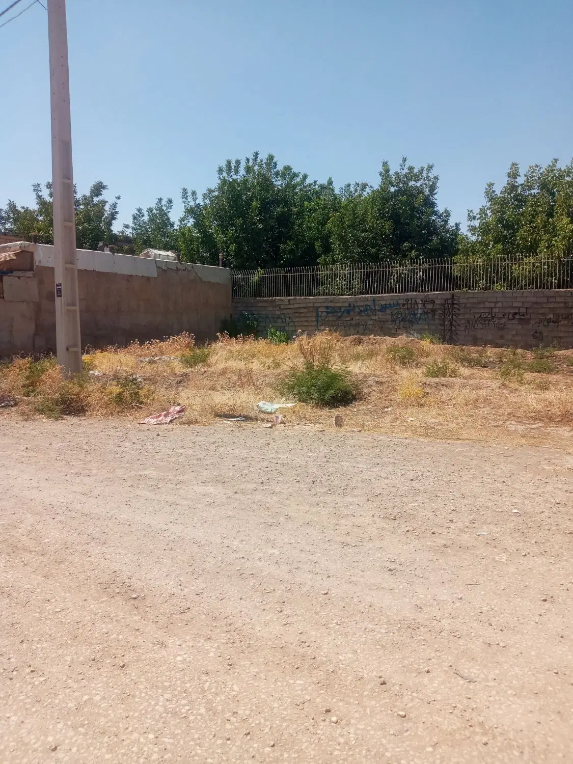 زمین کرناچی۱۳۰متر کوچه۱۳۴شمالی