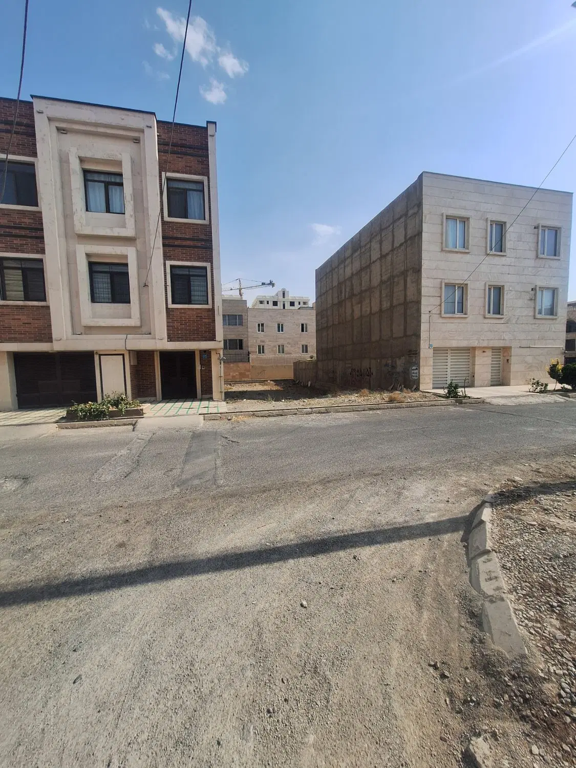 ۲۵۰متر زمین ۲کله معاوضه تا ۵۰٪با واحد در اندیشه