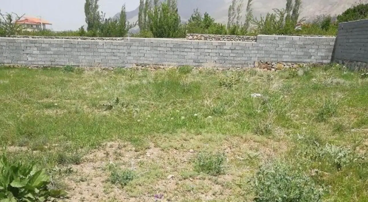 زمین فروشی