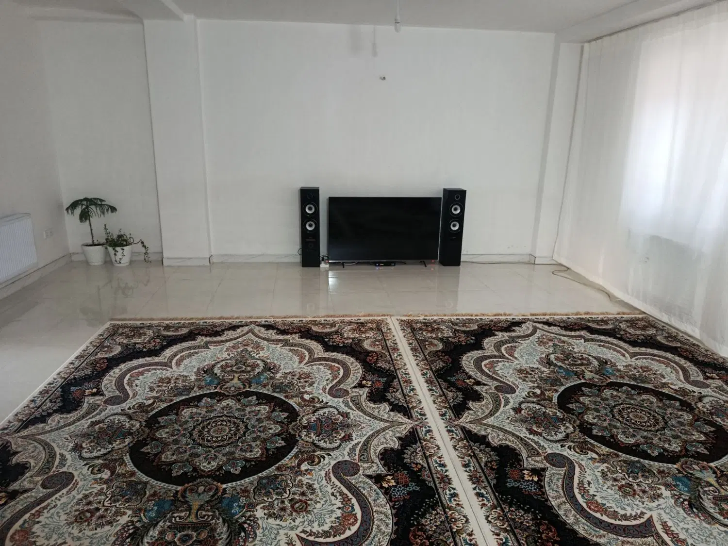 آپارتمان ۱۰۳متری نیایش بر اتوبان نوساز