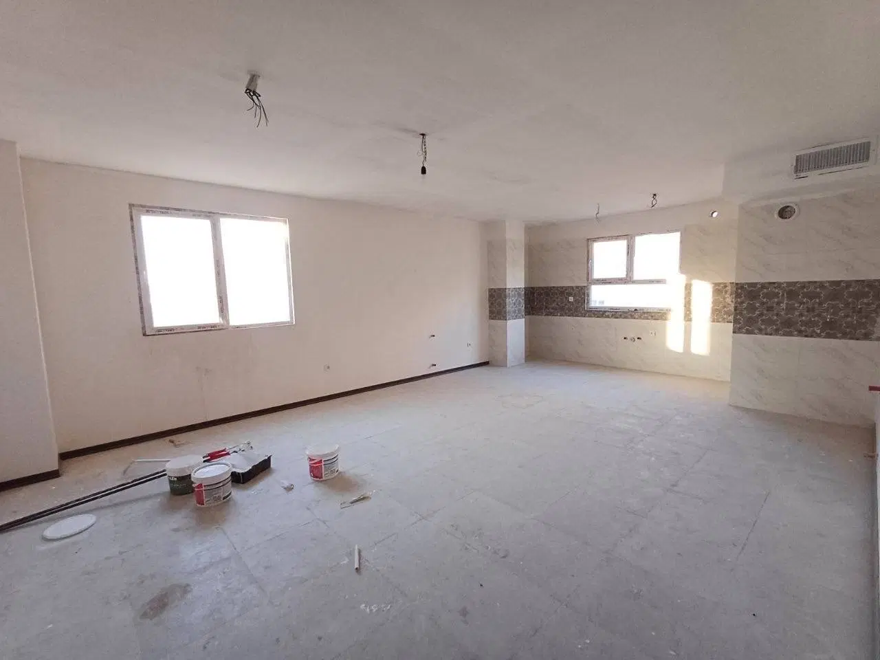 پرند فاز ۳ دوخواب پارکینگ و انباری دار