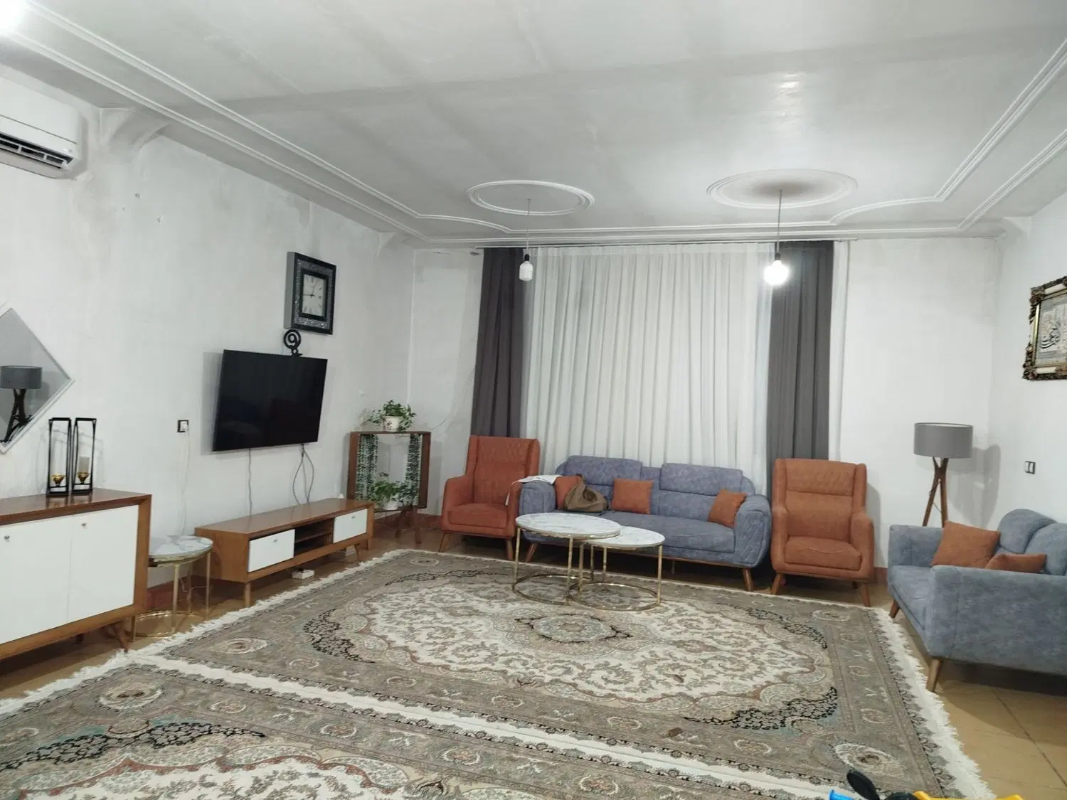 اپارتمان گلدشت شرقی خیابان ارغوان جلو خیابون اصلی