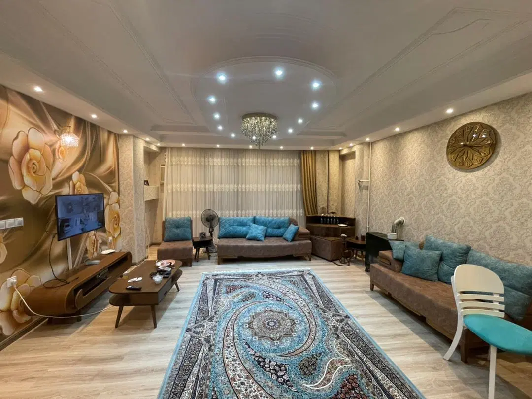 اپارتمان طبقه پنجم