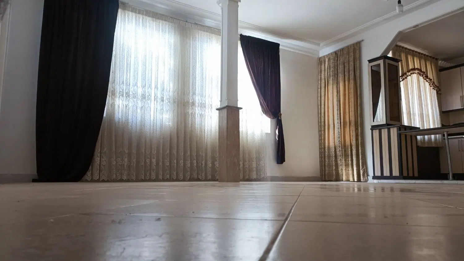 اجاره سه خوابه بدون پارکینگ در سبحانی