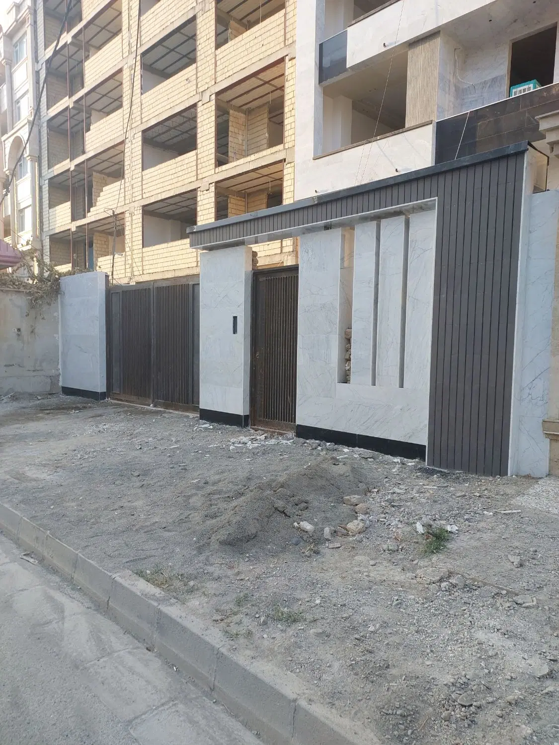 فروش آپارتمان آماده تحویل