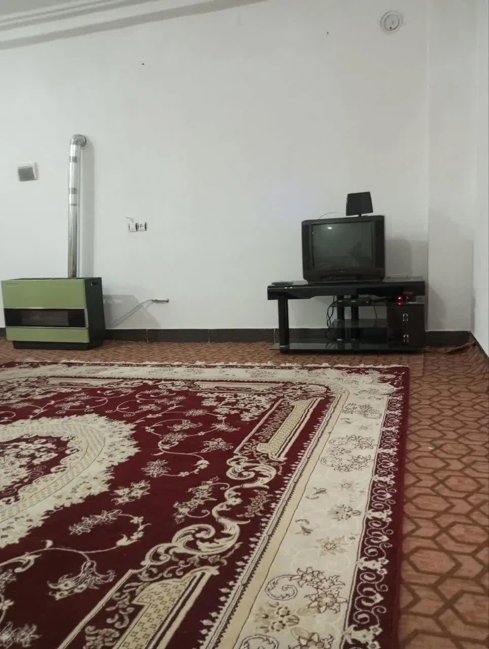 بنا هفتاد یک اتاق خواب حمام سرویس بهداشتی داخل