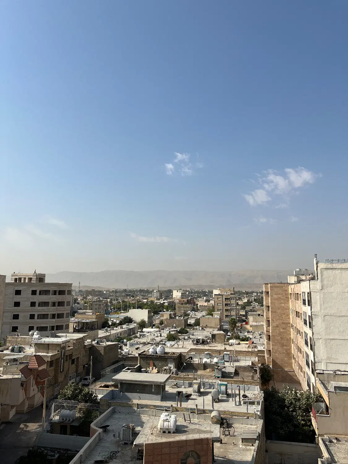 فروش آپارتمان ۱۲۸ متری در ظریف خوش نقشه و دلباز