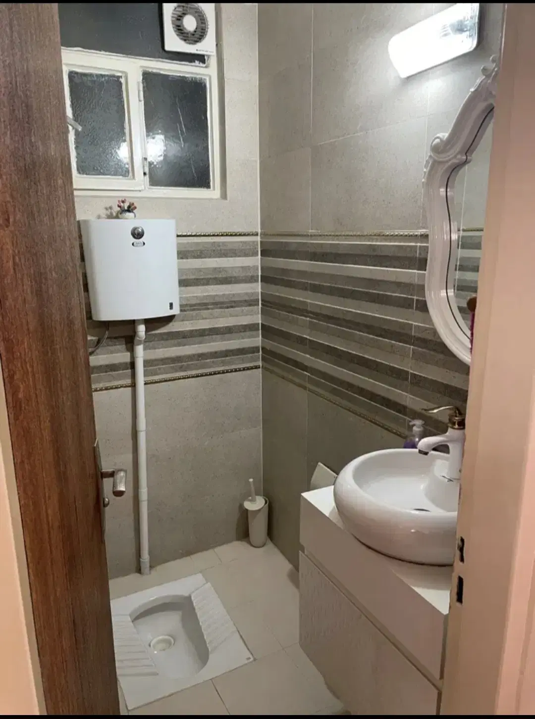 آپارتمان محله گلها خیابان مرداد 125 متر