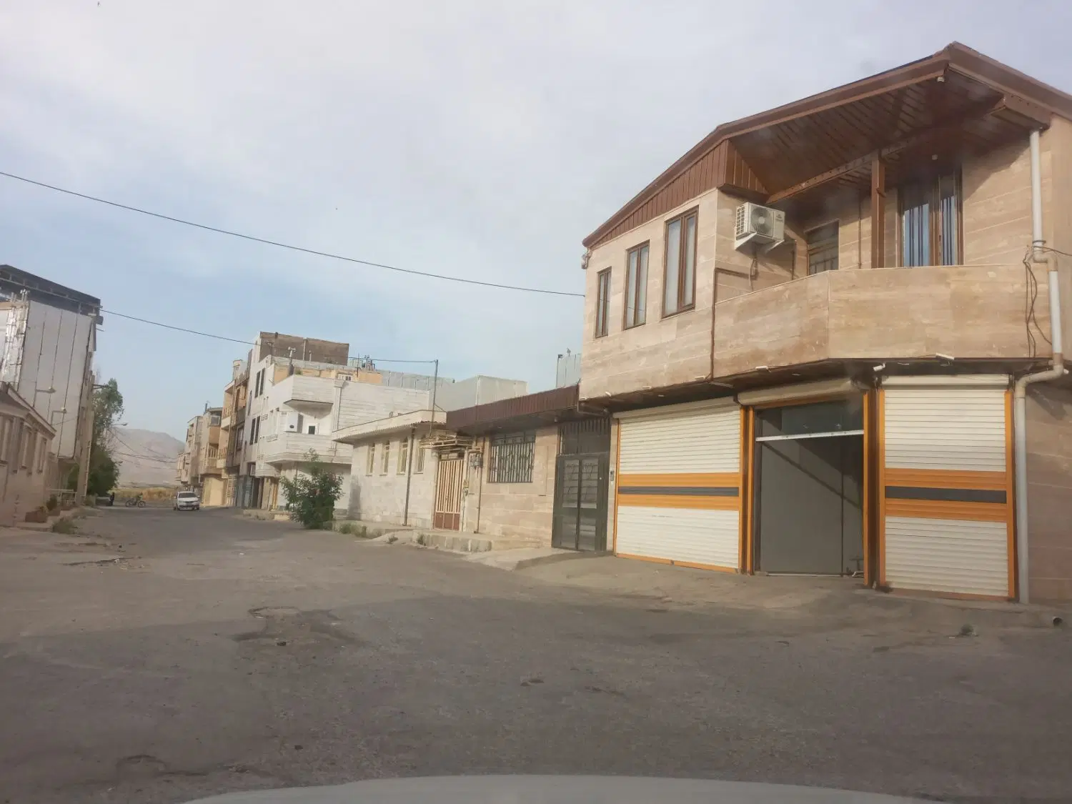 یک باب مغازه و انبار ۴۰متر
