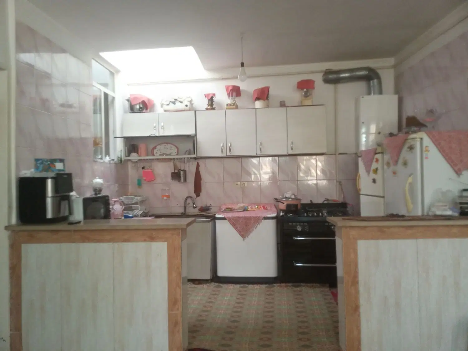 خانه ویلایی و دلباز 75متری