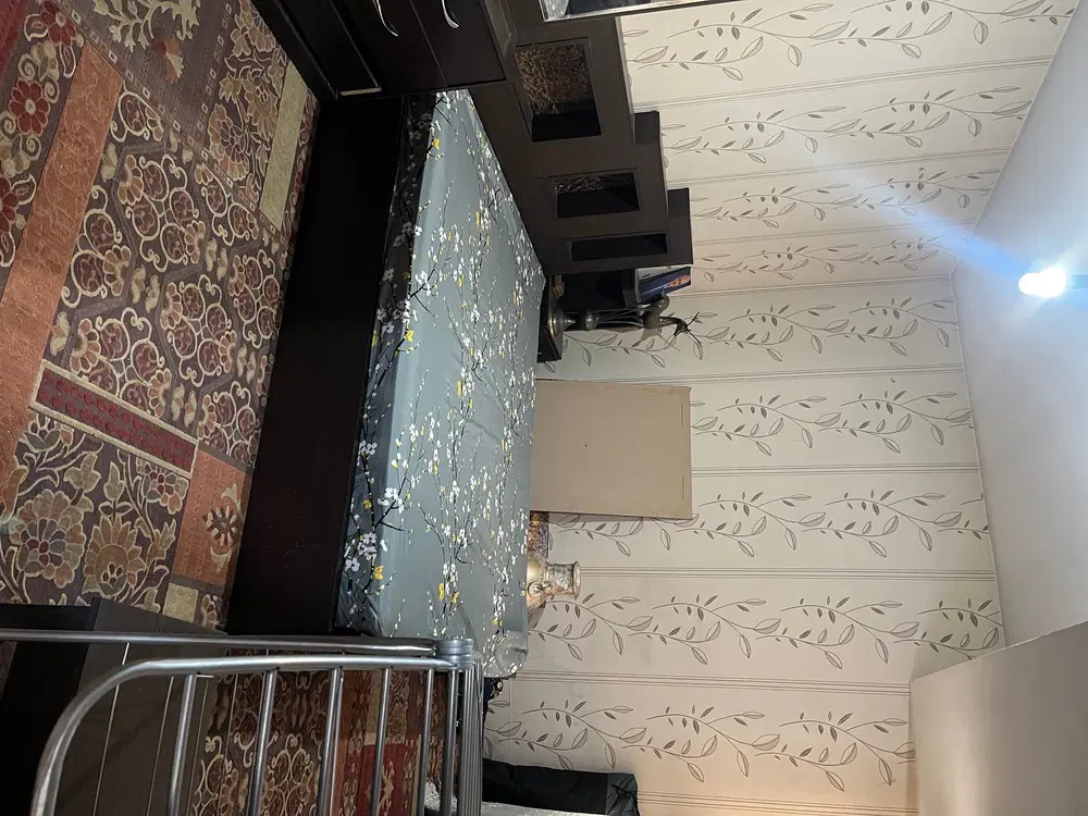 دو خوابه سفیر جنوبی بسیار تمیز