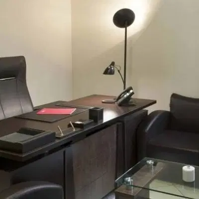 رهن و اجاره یک واحد تجاری خدماتی