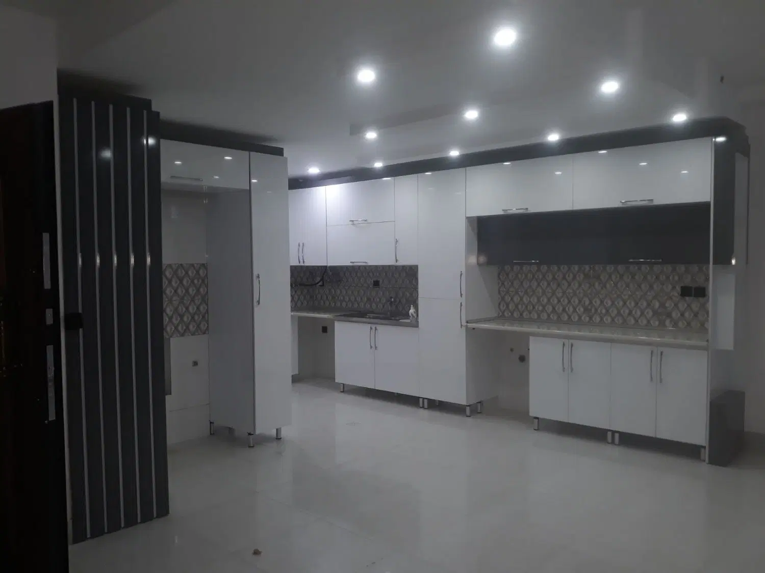رهن واجاره منزل ویلایی دارای اسانسور