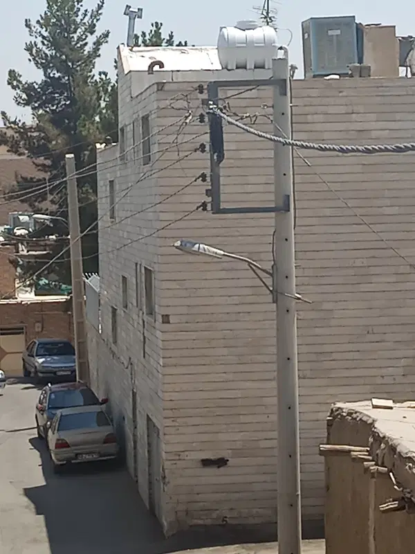 فروش سه طبقه ساختمان