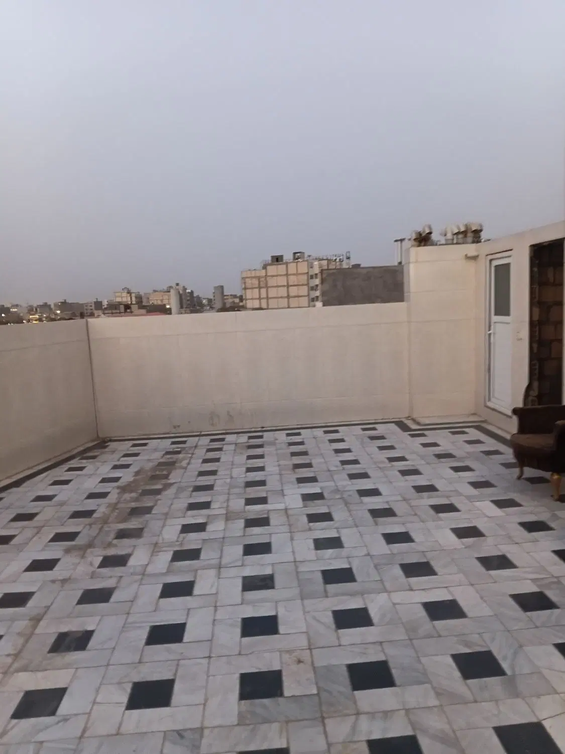 اجاره نو ساز ۶۰ متر با حیاط