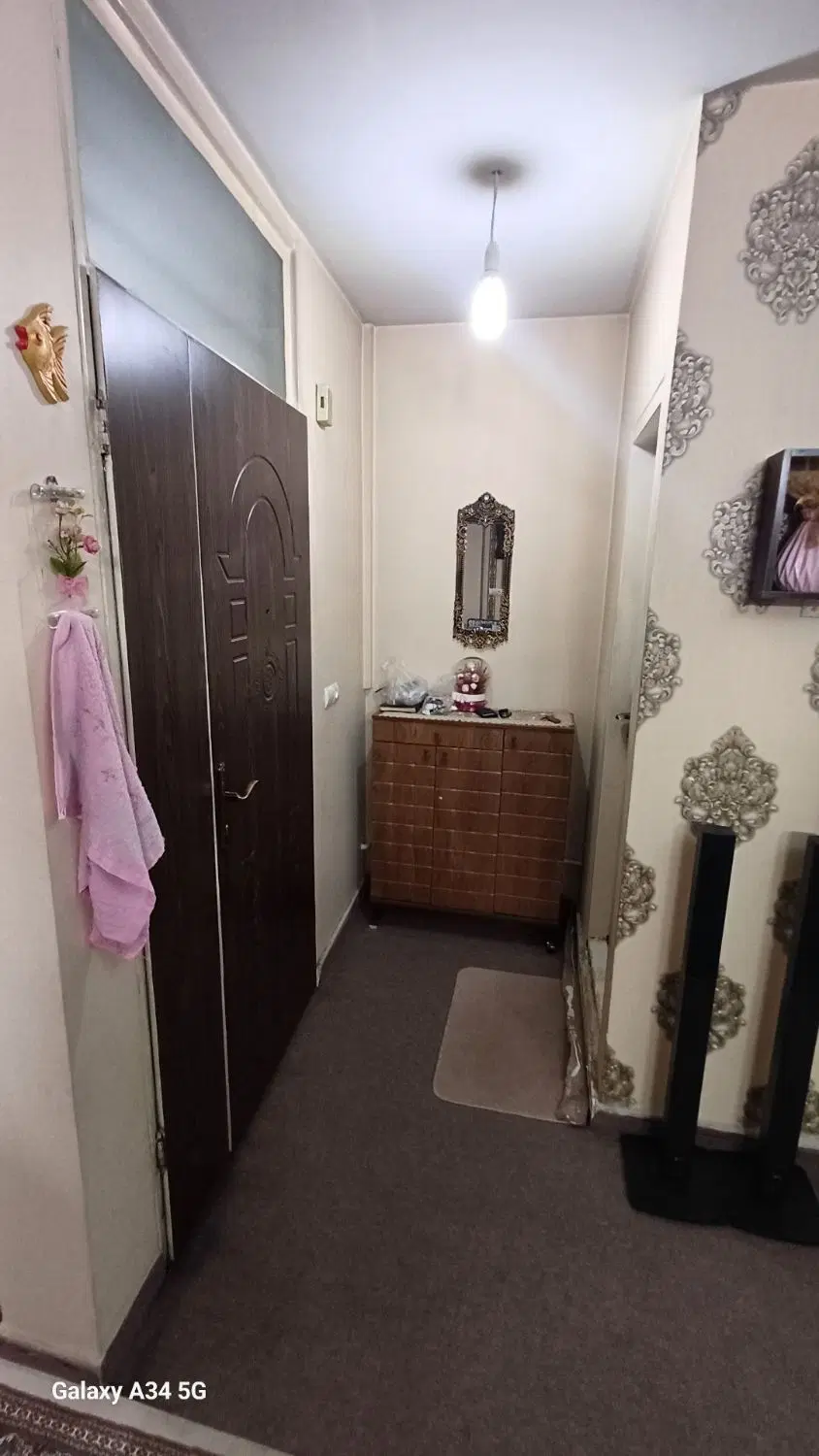 آپارتمان ۶۶ متری ۲خواب_ تکواحدی_ شهرک امام خمینی