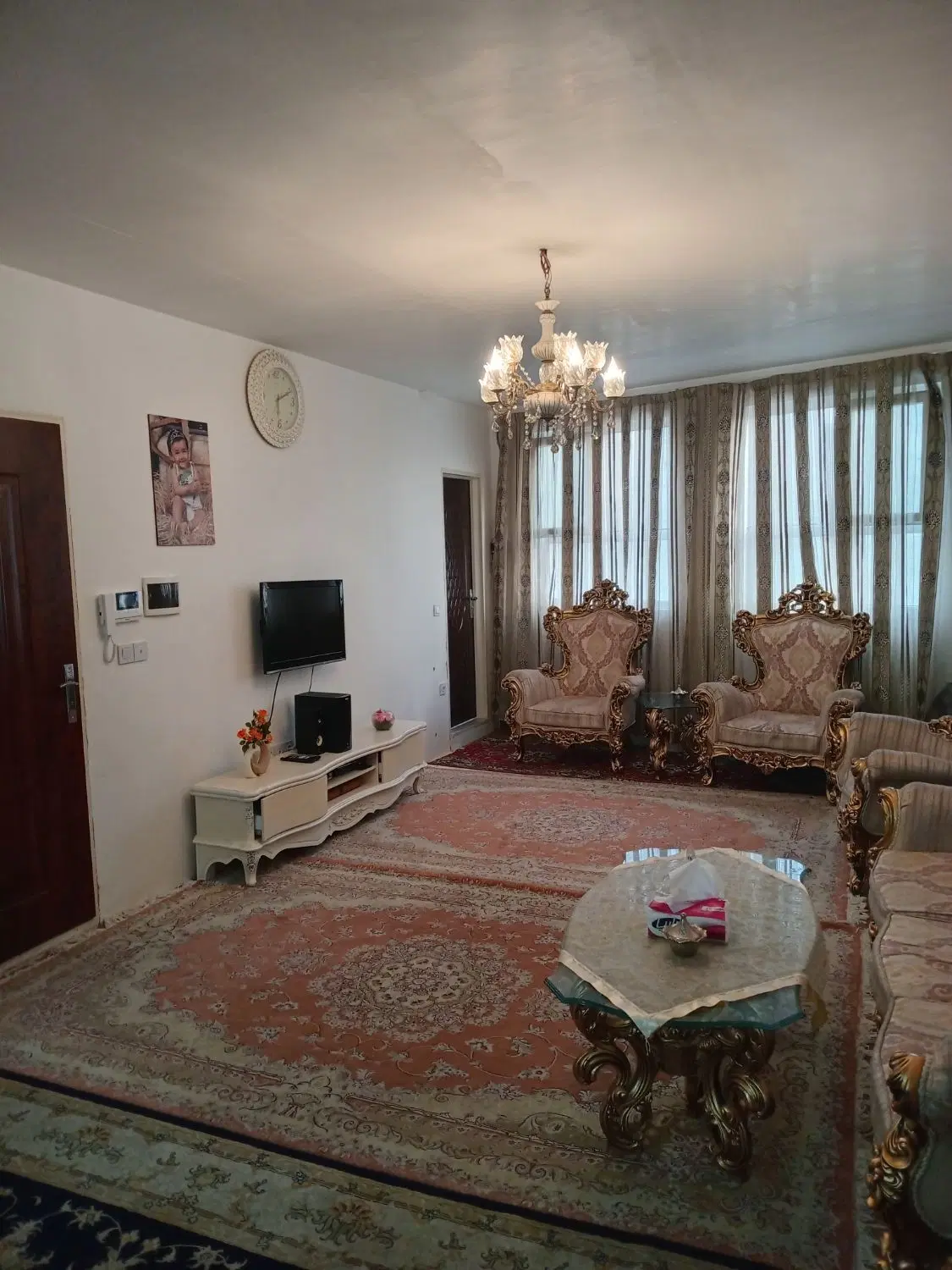 آپارتمان آخر عباسی