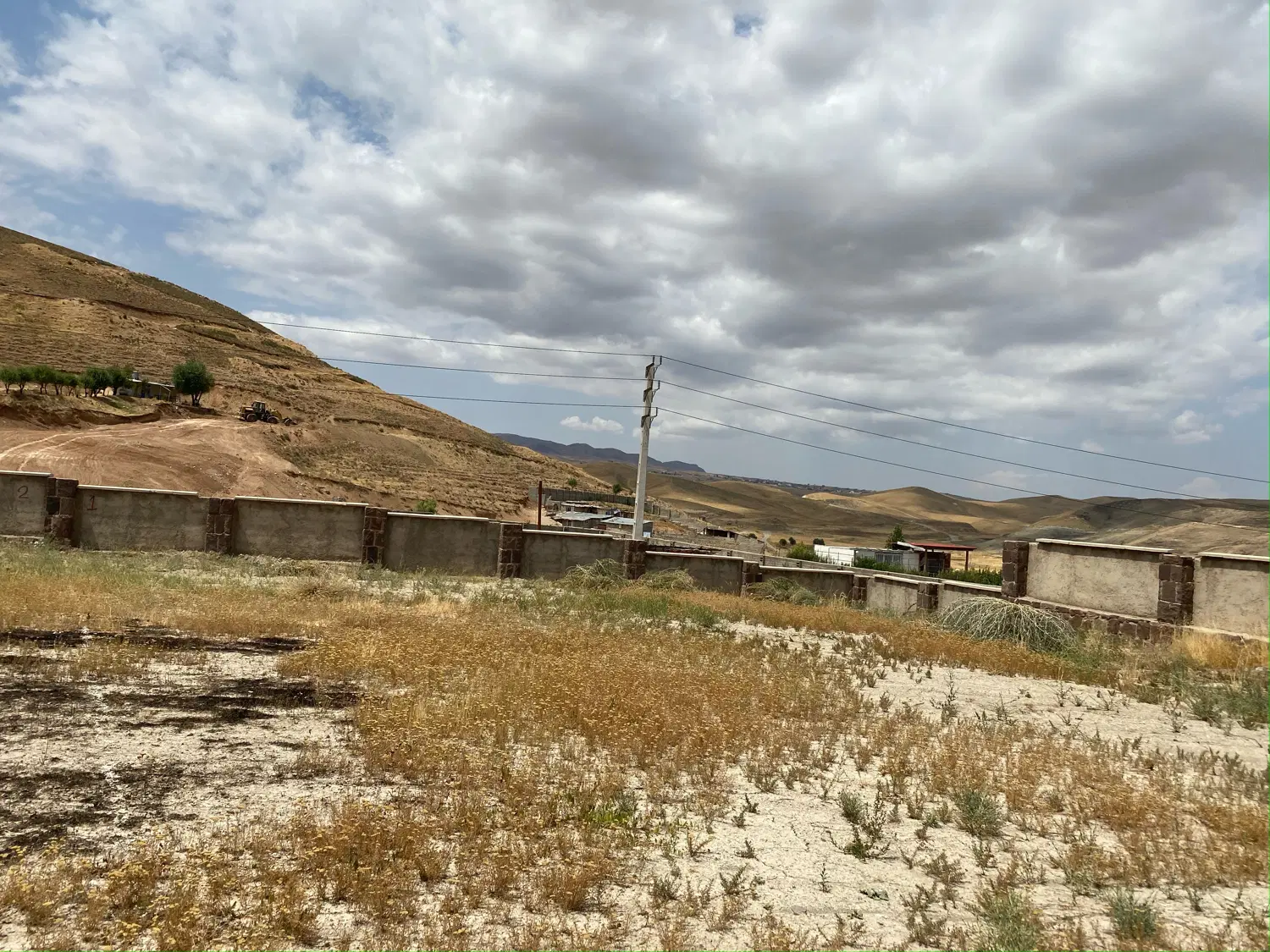 زمین شهرکی آبسرد