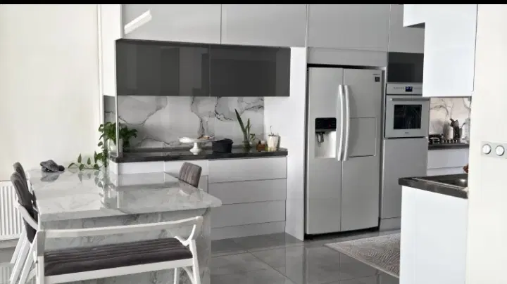 ۸۰ متری_ تاپ لوکیشن_ غرق نور