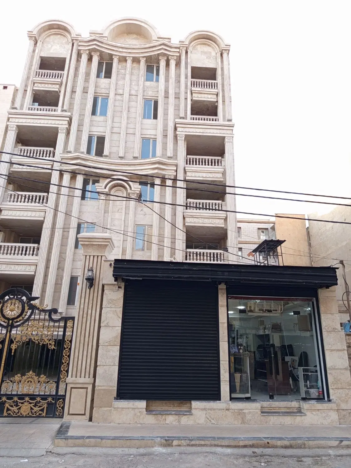 فروش آپارتمان ۱۵۴ متر سه خواب کلید اول