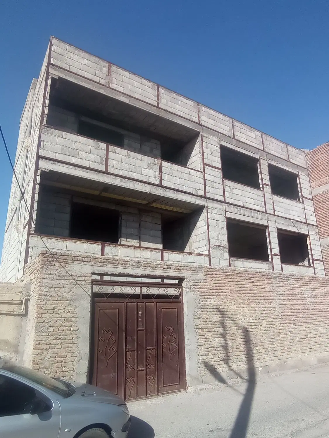 خانه سه طبقه امید 36