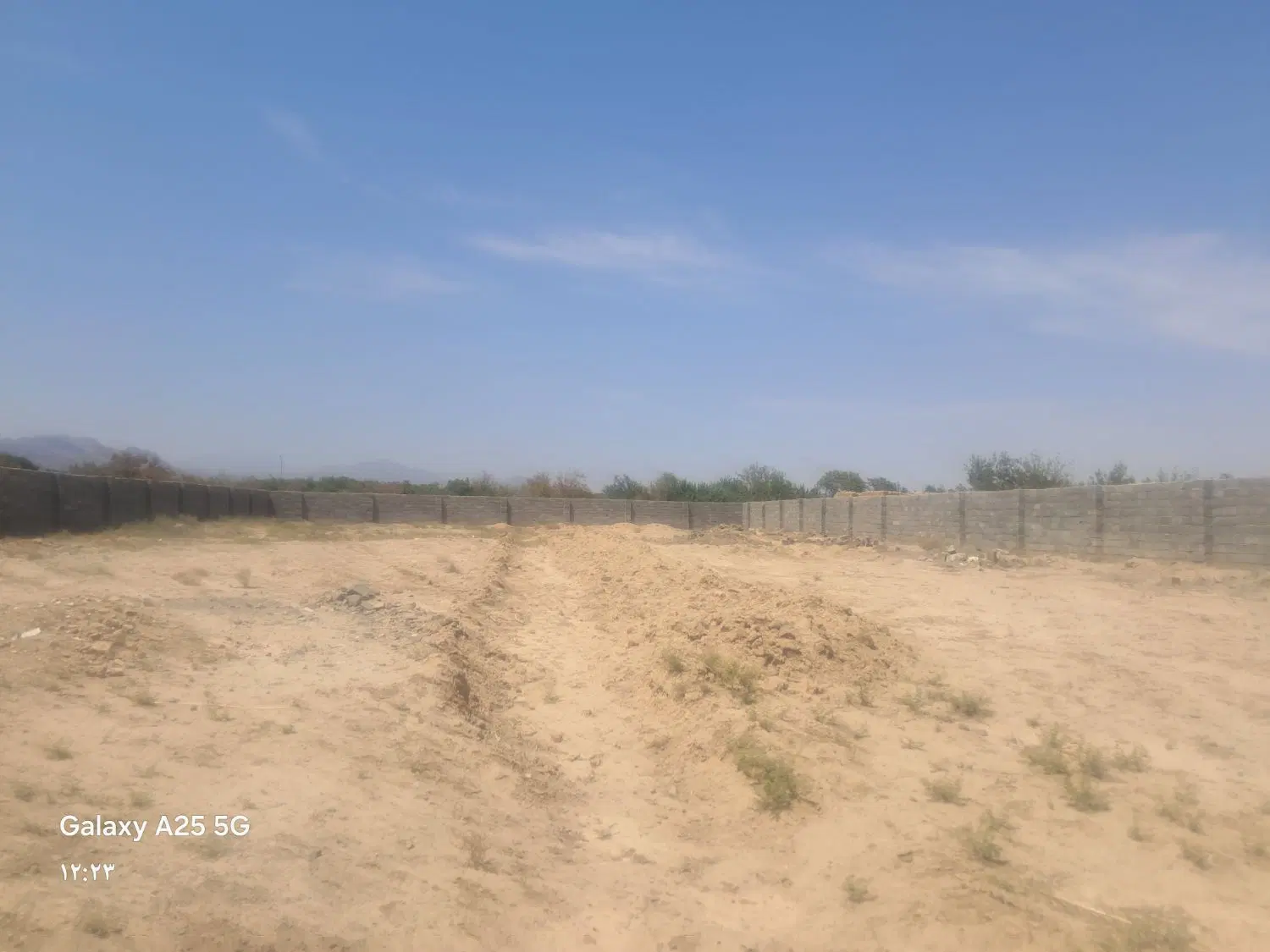 کوچه سنگ خارا زمین فروشی