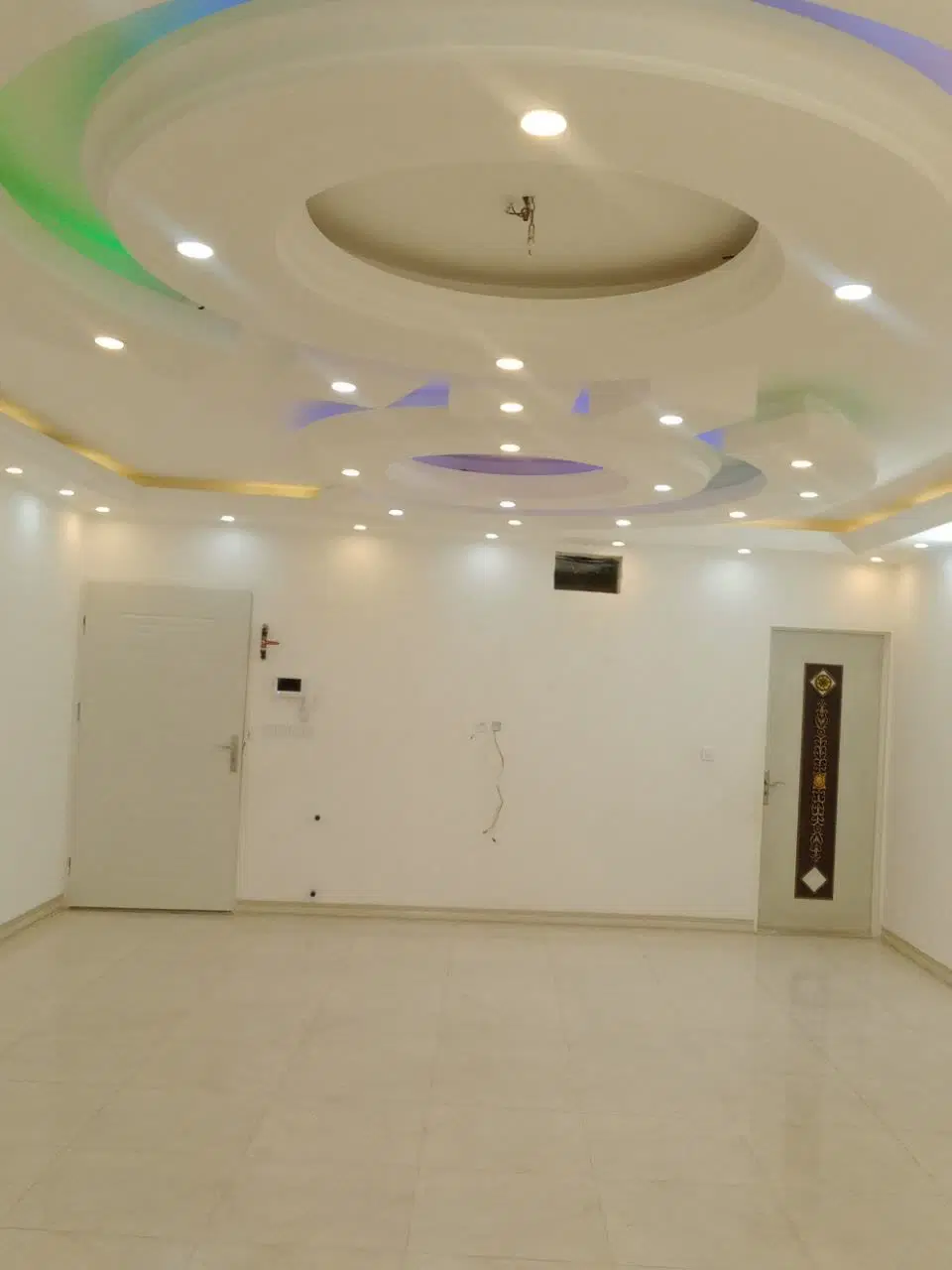 خانه نوساز شیک ، یک طبقه دربست کامل
