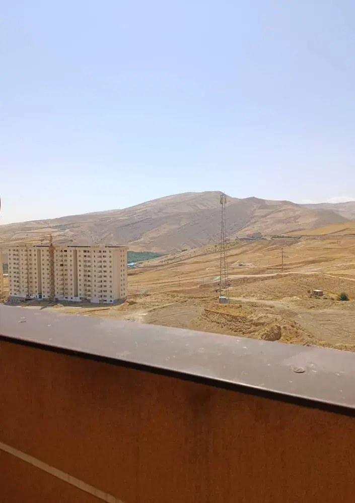 واحد ۱۱۰ متری دادگستری فاز ۳گلشهر