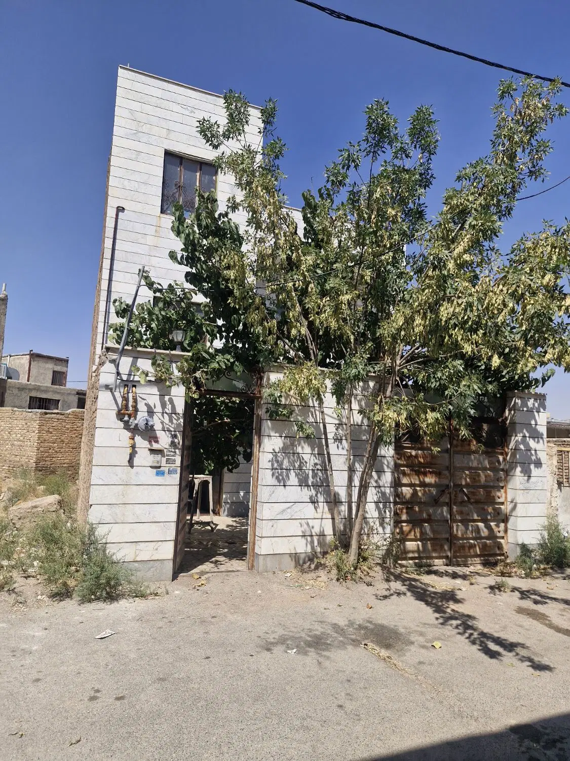 خانه ویلایی ۱۳۰متری دو طبقه ناصراباد