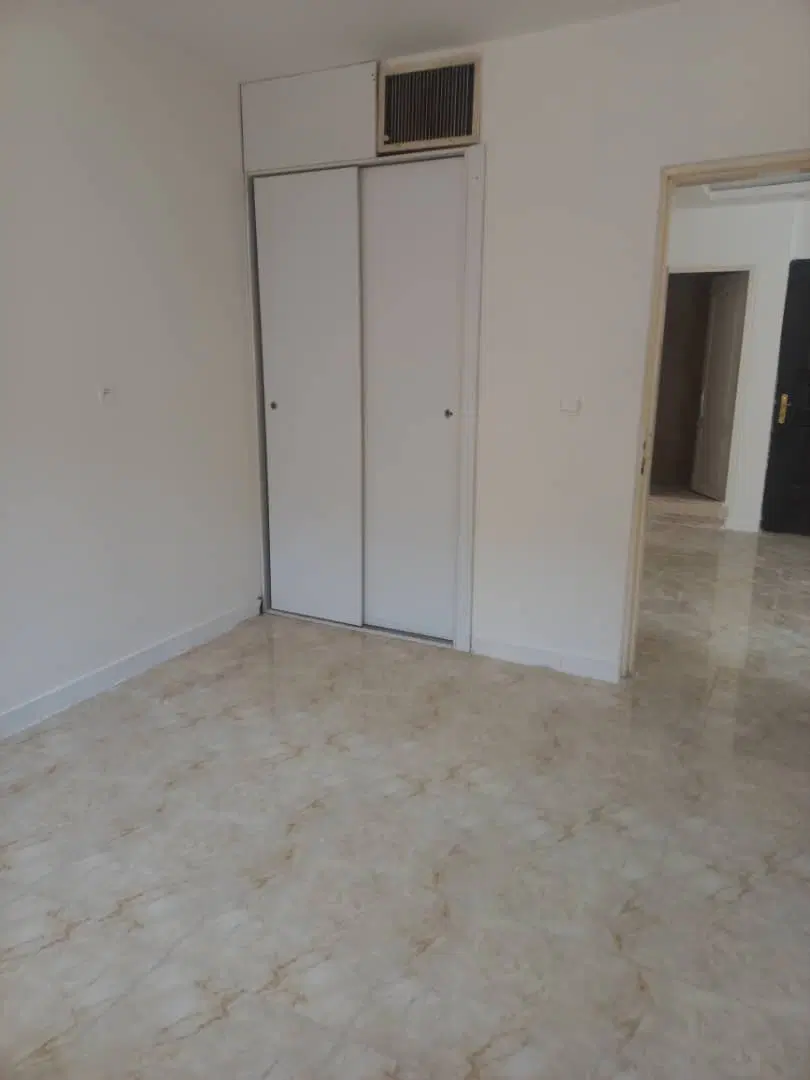 رهن کامل واحد ۶۳ متری واقع در اندیشه فاز یک