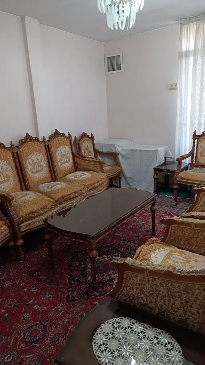 اپارتمان گروه ۱۰۱ دولت اباد خ اذر
